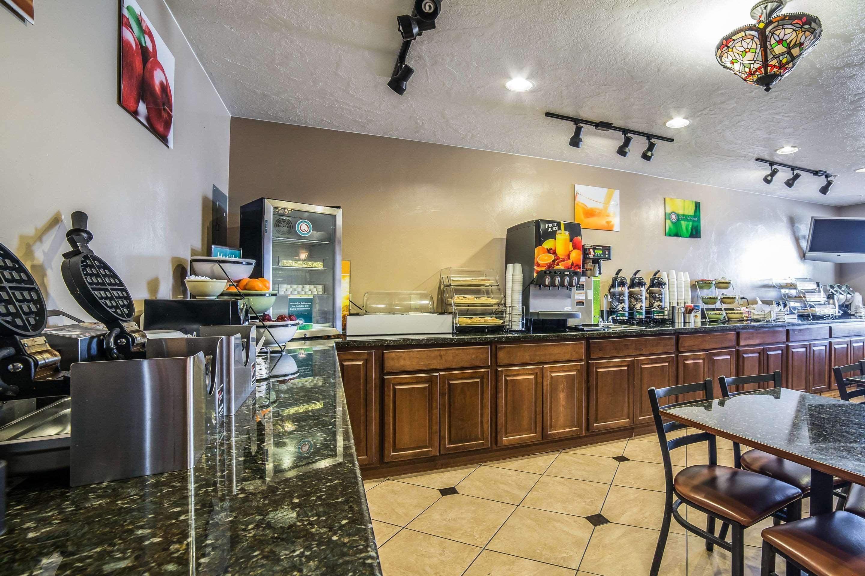 Quality Inn Zion Park Area Харрикейн Экстерьер фото