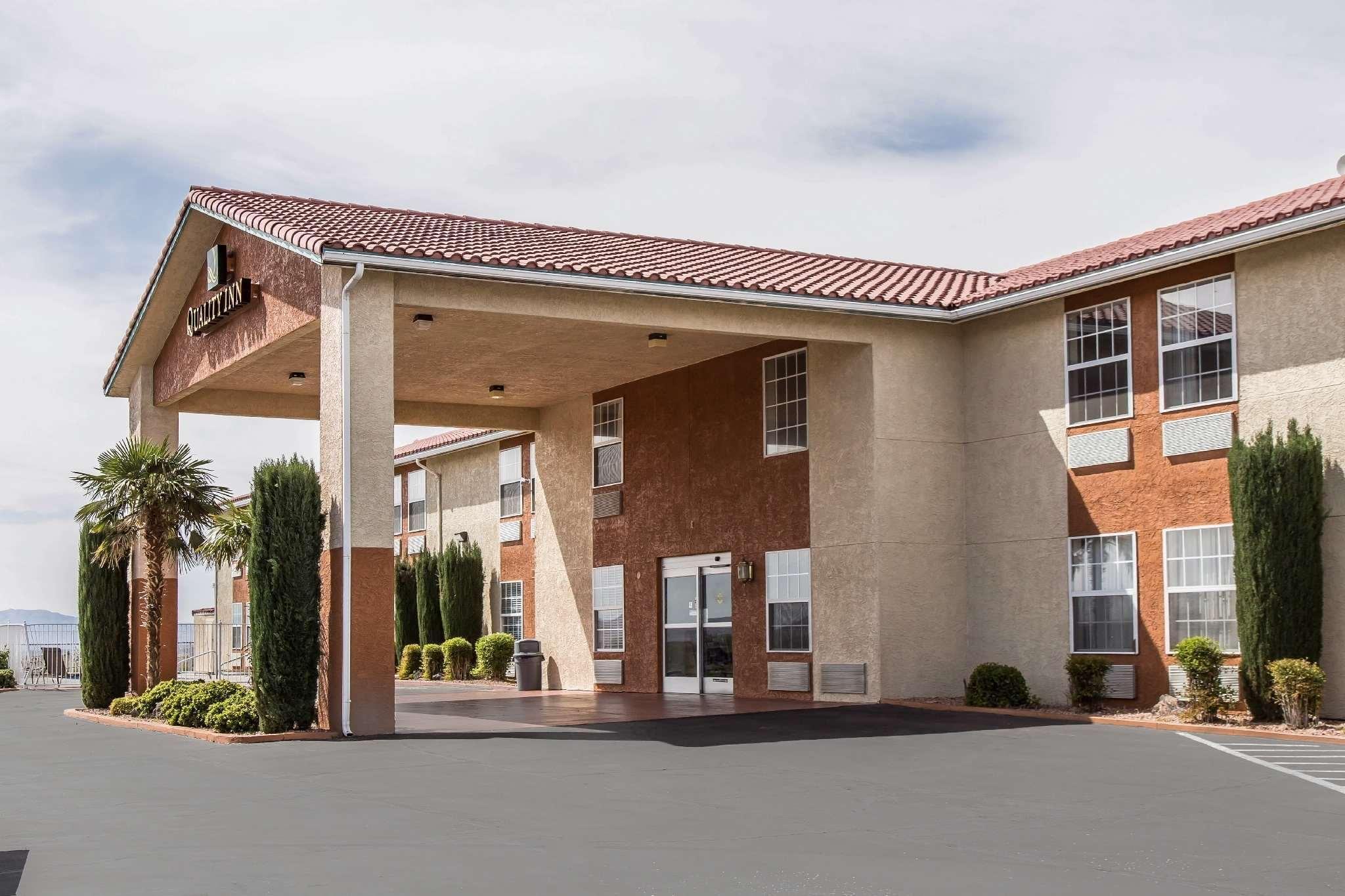 Quality Inn Zion Park Area Харрикейн Экстерьер фото