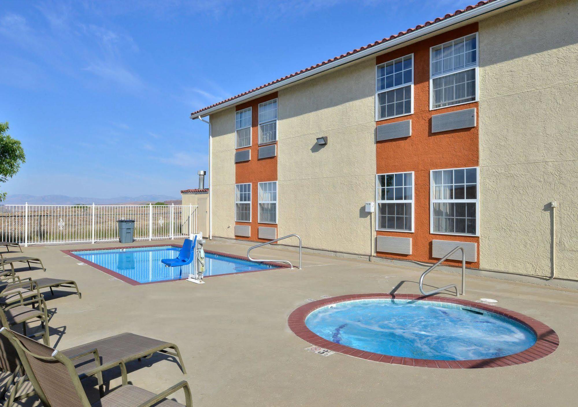 Quality Inn Zion Park Area Харрикейн Экстерьер фото